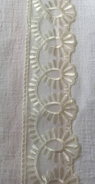 Dantela brodata pe organza cod 52170