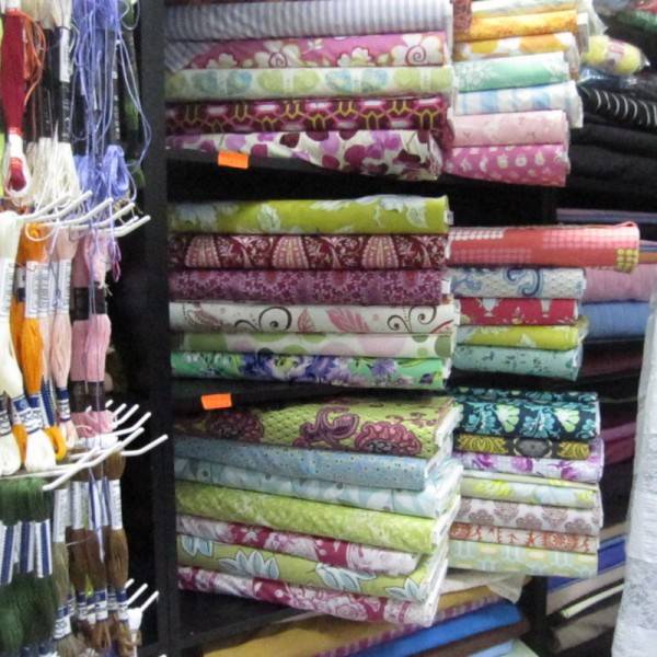 Material patchwork si quilting