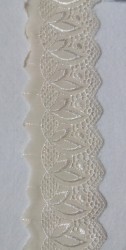 Dantela brodata pe panza cod 655