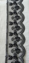 Dantela brodata pe tull 52768