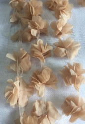 Dantela cu flori din voal 3 D