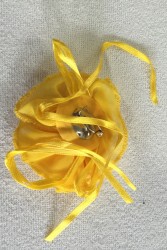 Floare cu agrafa
