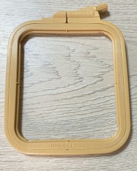 Gherghef dreptunghiular din plastic 14,5 x 16.5 cm