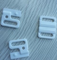 Inchizatori plastic sutien