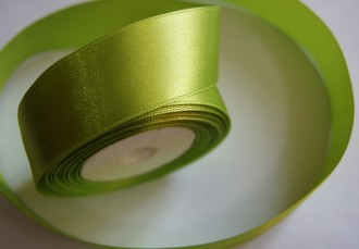 Panglica saten 25 mm/ 5 m