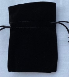 Saculeti catifea