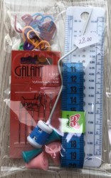Set cu accesorii pentru tricotat 